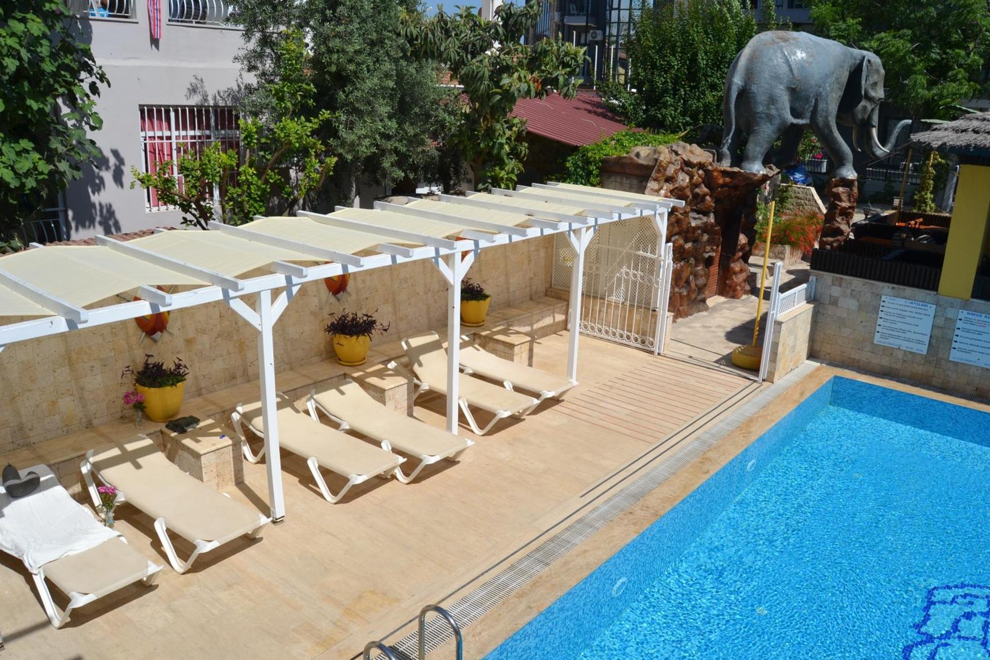 Safari Apart Otel